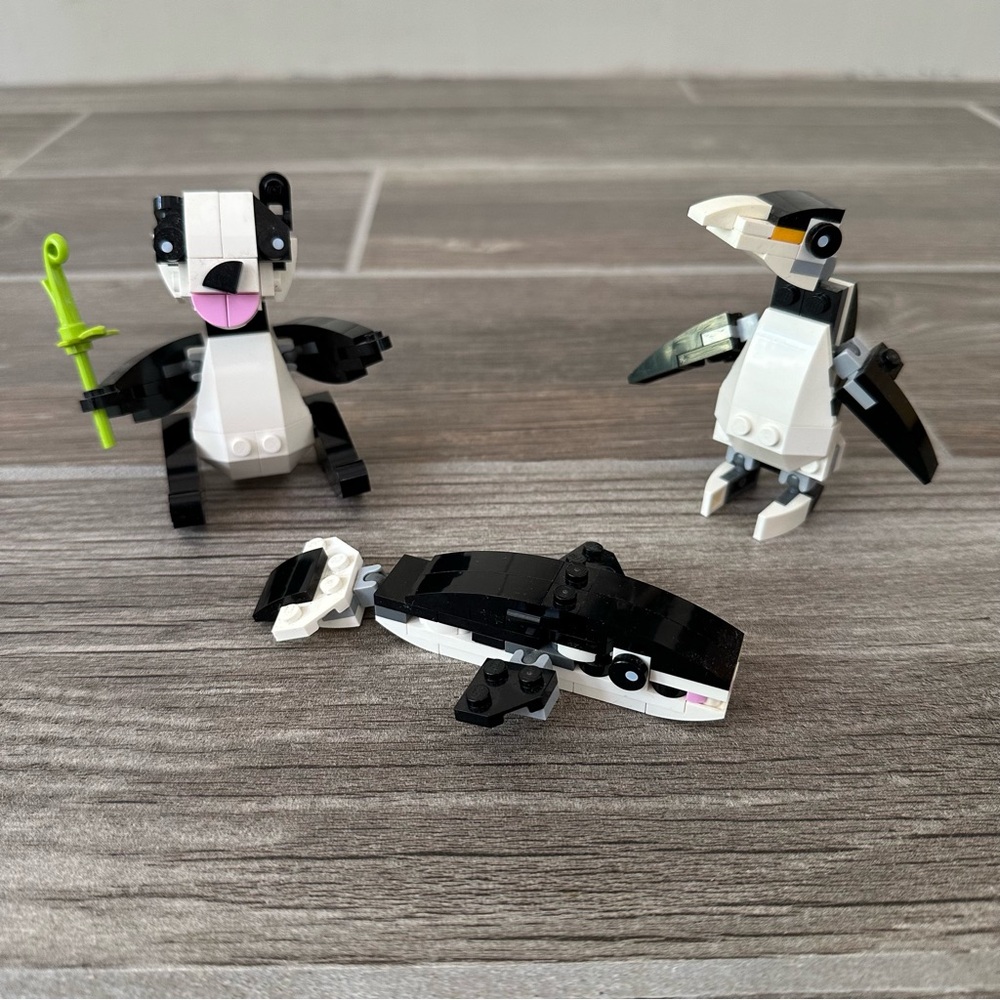 Lego Creator Panda Bear Whale Penguin Figures